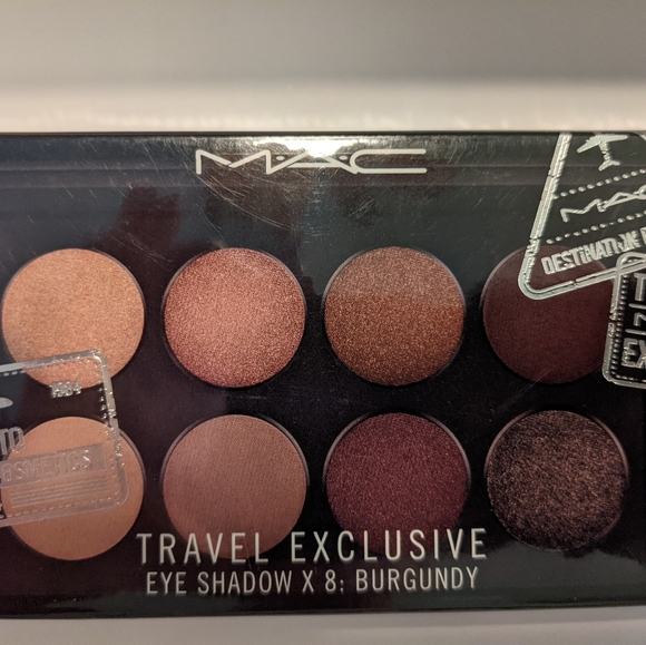 MAC eye shadow - Picture 2 of 4
